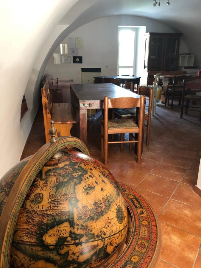 Il Minotauro B&B A 5 Minuti Da Popoli Vittorito Eksteriør bilde
