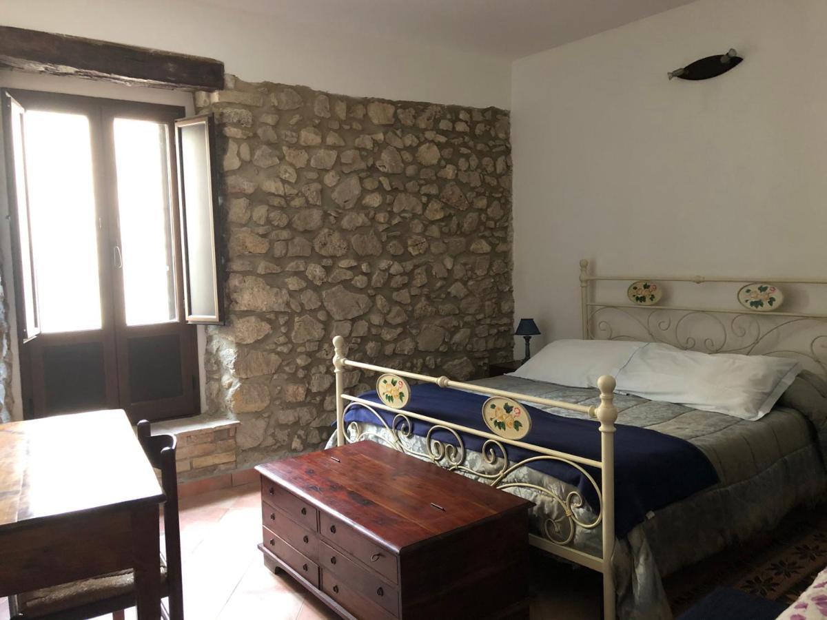 Il Minotauro B&B A 5 Minuti Da Popoli Vittorito Eksteriør bilde