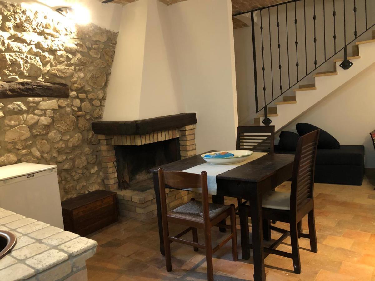 Il Minotauro B&B A 5 Minuti Da Popoli Vittorito Eksteriør bilde