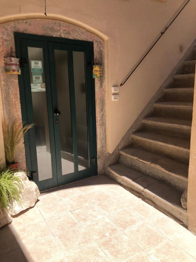 Il Minotauro B&B A 5 Minuti Da Popoli Vittorito Eksteriør bilde