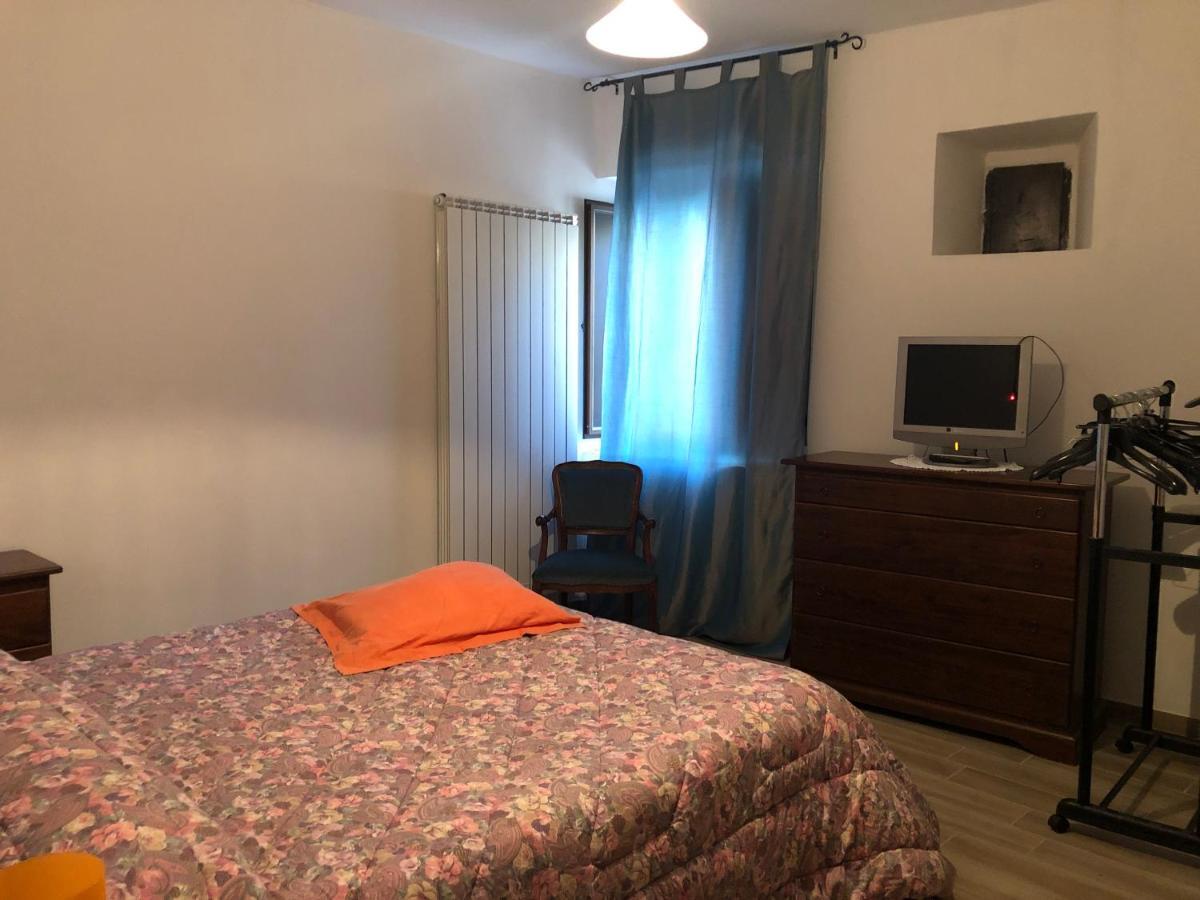 Il Minotauro B&B A 5 Minuti Da Popoli Vittorito Eksteriør bilde